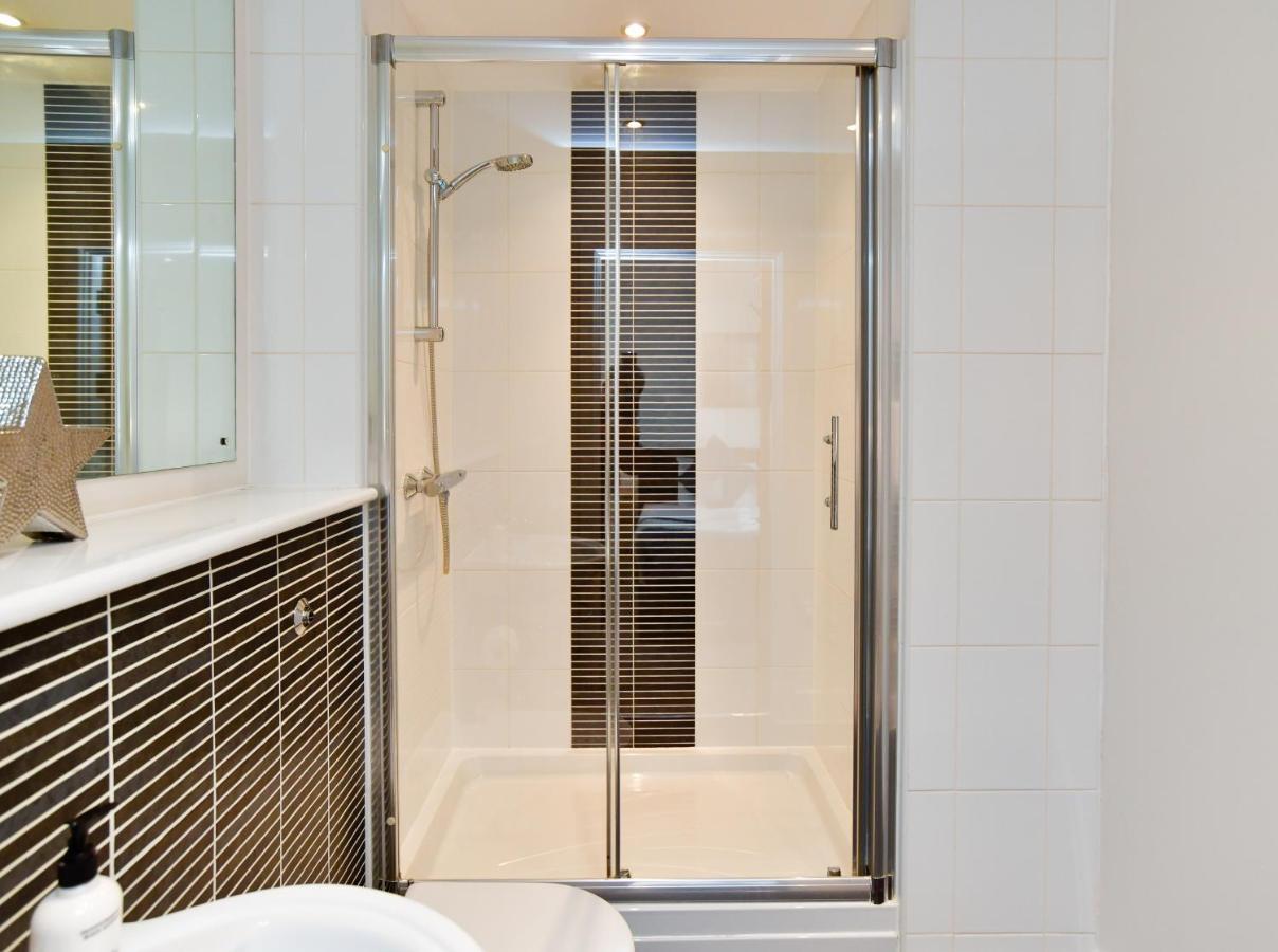Meridian Quay Apartments, By Jsw Short Stay سوانسي المظهر الخارجي الصورة
